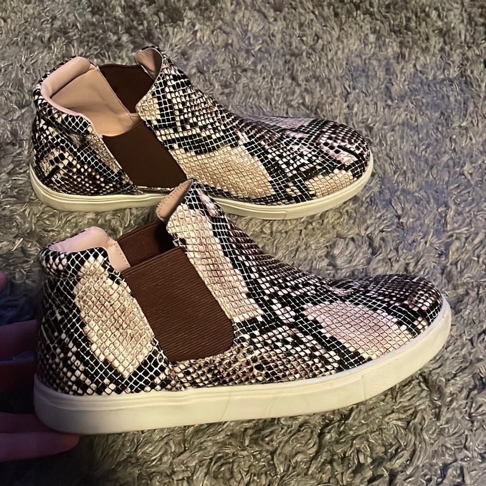 Snakeskin print booties